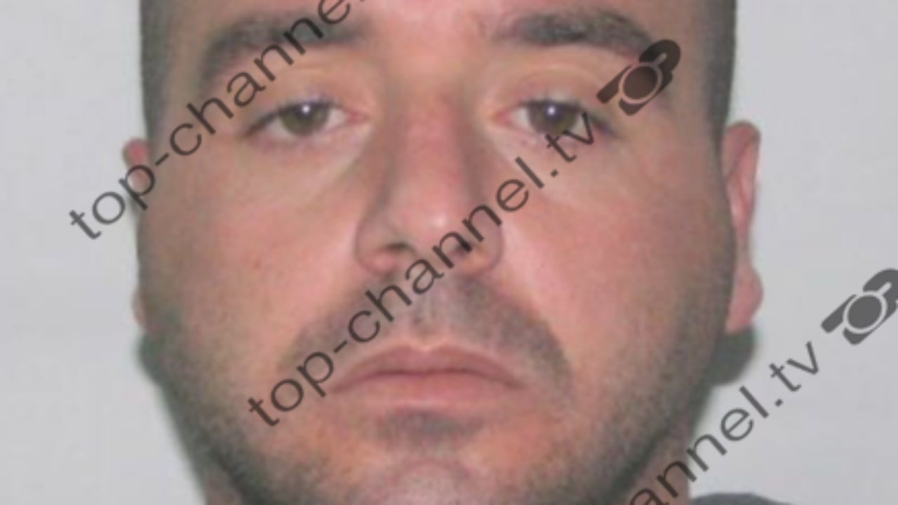 Top Channel siguron foton e Flodian Plakut/ Kush është vrasësi me tre emra i shpallur në kërkim ndërkombëtar për vrasjen e Gentian Bejtjas									
									 30/08/2024 12:53