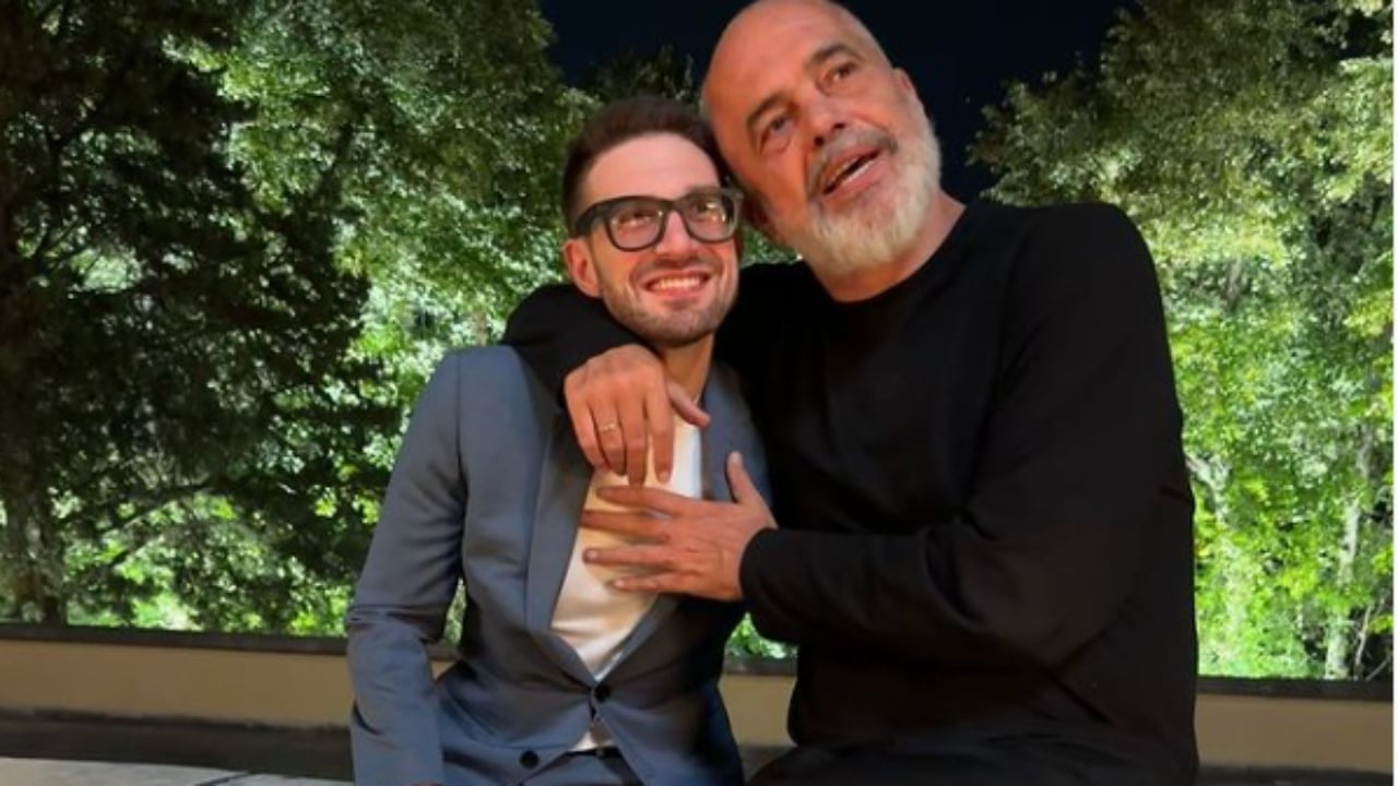 Alex Soros publikon foto me Ramën: Përfundimi i verës me vëllanë tim në Tiranë është bërë traditë