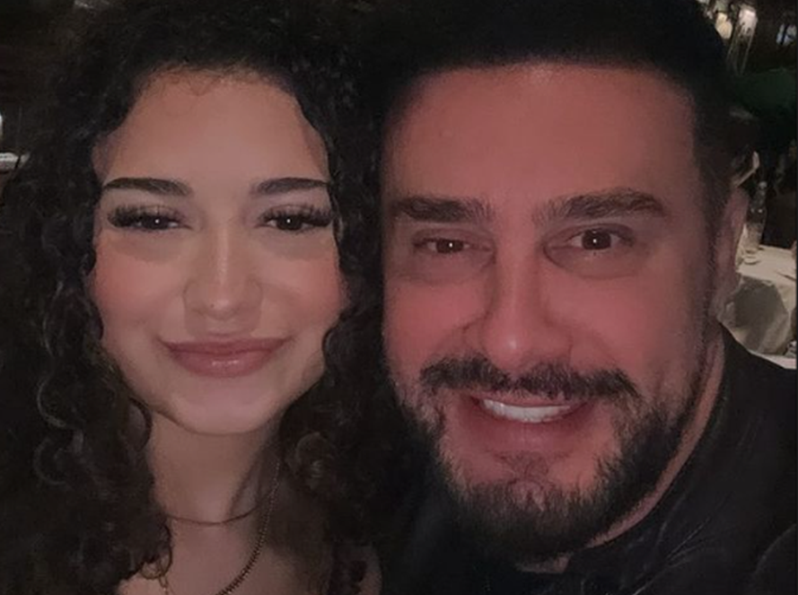 Robert Berisha: Kur dola me vajzën e madhe në club, e ngatërronin me nusen