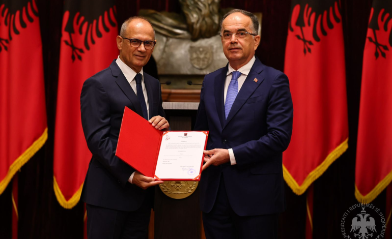 Presidenti Bajram Begaj akuzohet për plagjiaturë akademike