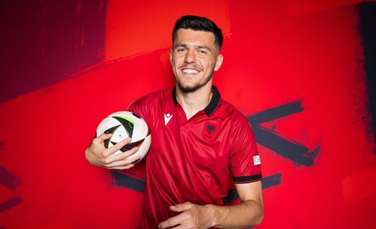 4 gola dhe 2 assiste në Rusi, “tërbohet’ Daku, “bomberi” kuqezi “ngroh” Sylvinho-n (VIDEO)