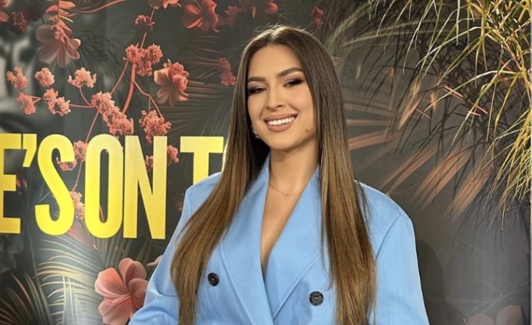 Françeska Murati ndan për herë të parë foto të djalit: Ku mu rrit kaq shpejt?