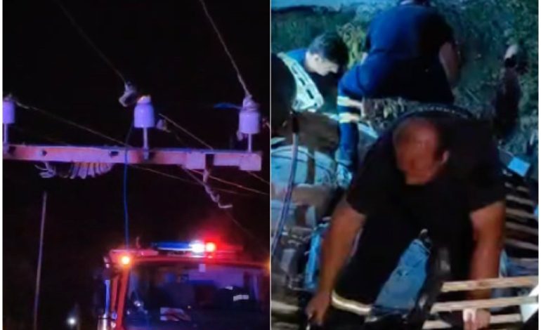 Aksident i rëndë në Fier, makina përplaset me shtyllën elektrike dhe përfundon në kanal, dyshohet për një viktimë