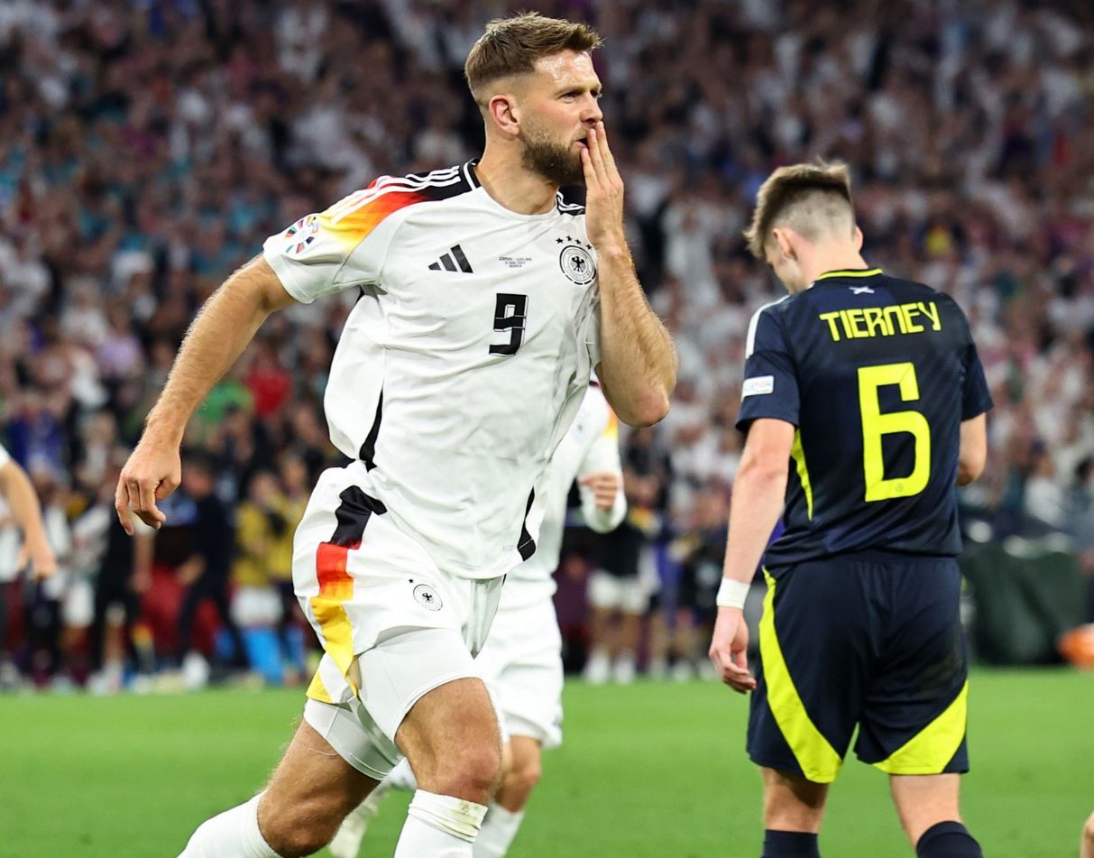 E kërkonte Milani, por sulmuesi gjerman do të transferohet në Premier League