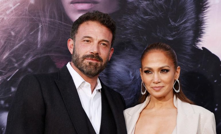 Drama pa “fund e krye”/ Affleck ndryshon “look”, JLO rikthen unazën e martesës