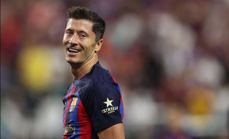 “I lumtur dhe krenar”, Lewandowski pas suksesit ndaj madrilenëve: Nuk është e lehtë t’i shënosh 4 gola Realit në këtë stadium