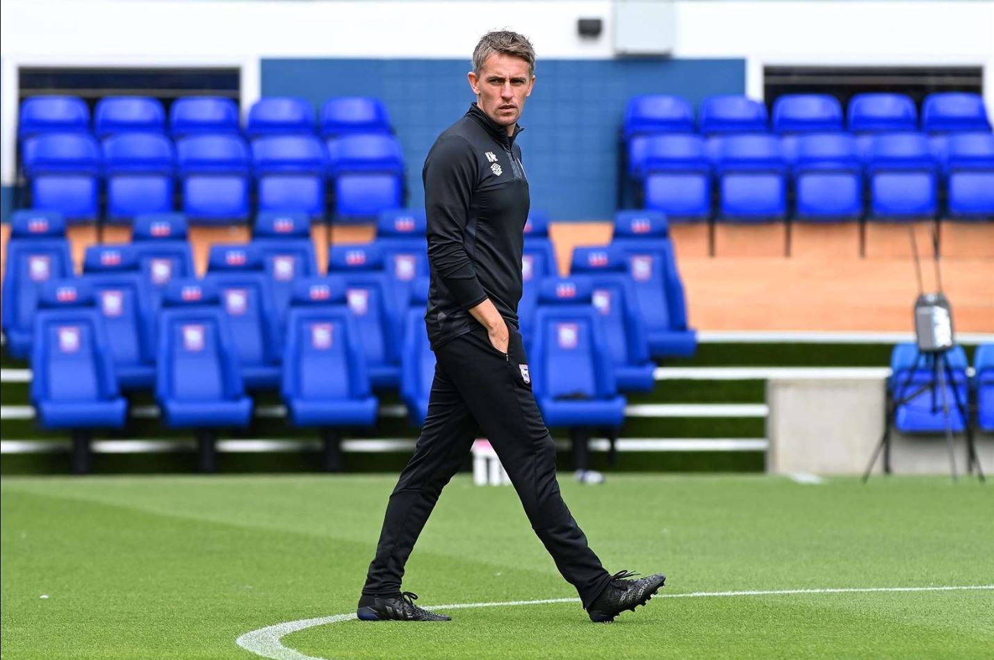 Trajneri i Ipswich Town “frenon” transferimin e Brojës: Sa kohë nuk është konfirmuar, mendoj se është akoma larg, nuk dua të flas rreth kësaj çështje