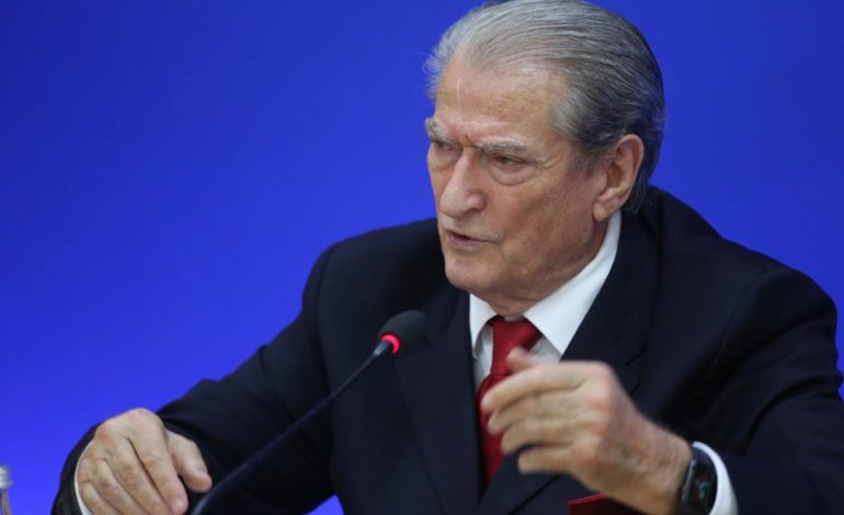 Analiza/ “Berisha me Himarën ngriti topin Ramës të ekspozohet si patriot i madh, gati të shiste vendin për hallin e tij”