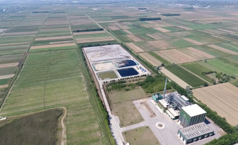 ‘Inceneratori’ i Fierit kthehet në një bombë ekologjike