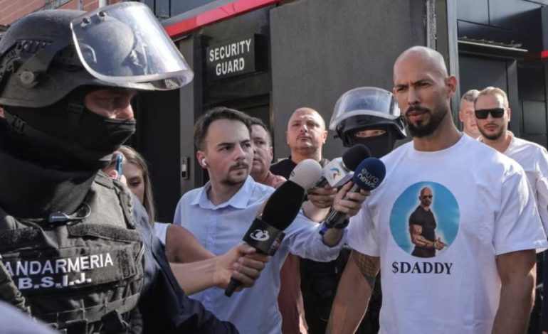 S’kanë fund telashet për vëllezërit Tate, ndalohen nga autoritetet në Rumani