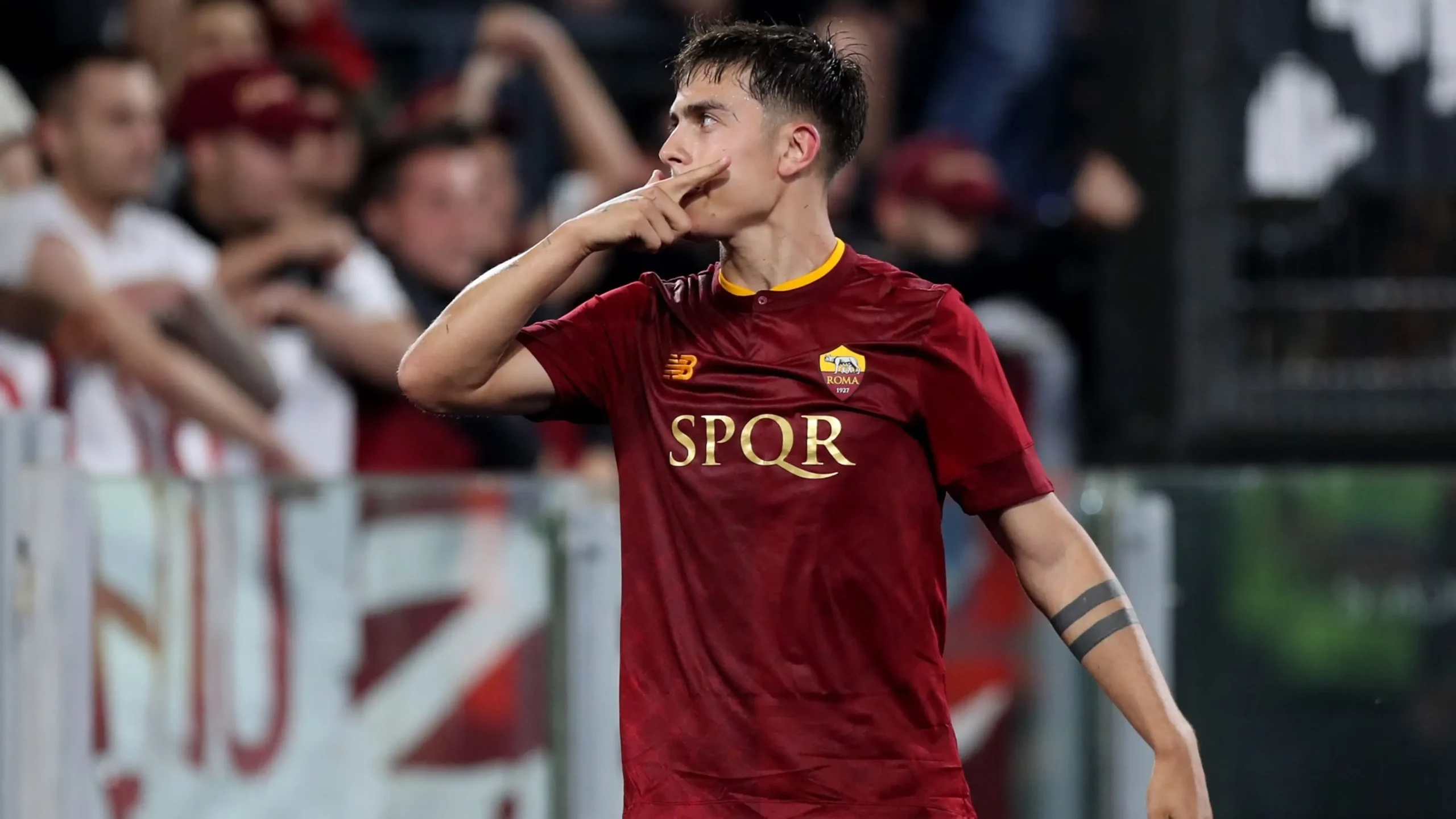 De Rossi nuk e sheh të pazëvendësueshëm, por Paulo Dybala i shfaq “dashurinë” Romës, refuzon milionat nga Arabia
