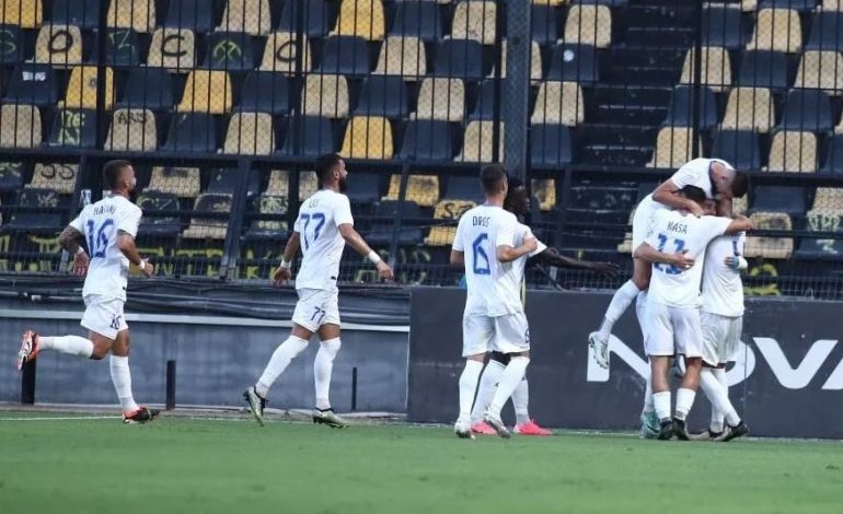 Paraqitje dinjitoze e Elbasanit, një gol në minutën e 96-të i “djeg” triumfin ndaj grekëve të Arisit