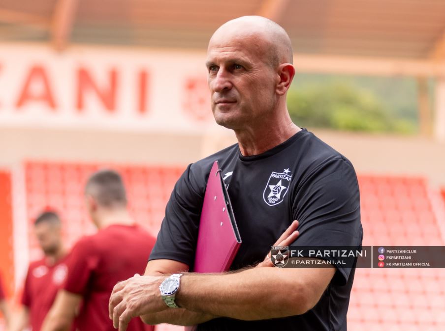 Jehonë për Partizanin në Serbi, të kuqtë kanë marrë tre trajnerë