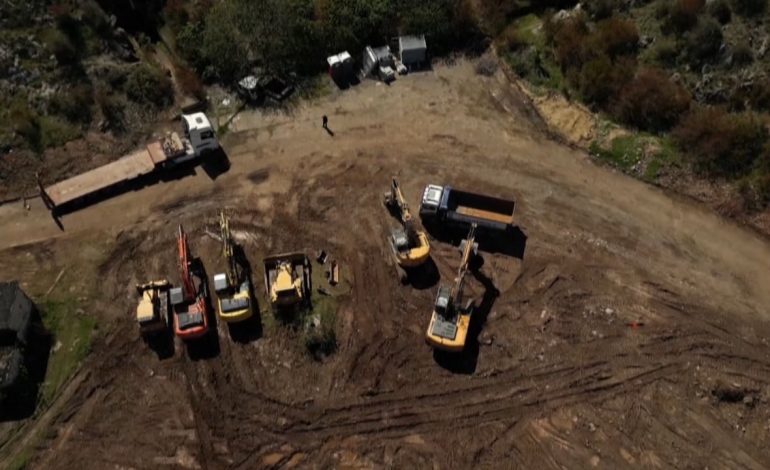 Emigrantët në Gjadër, shtyhet data! Hapja do të bëhet pas disa javësh, BBC: Çfarë pritet të ndodhë