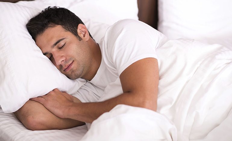 Cilat Janë Vitaminat dhe Mineralet më të Mira për Gjumin