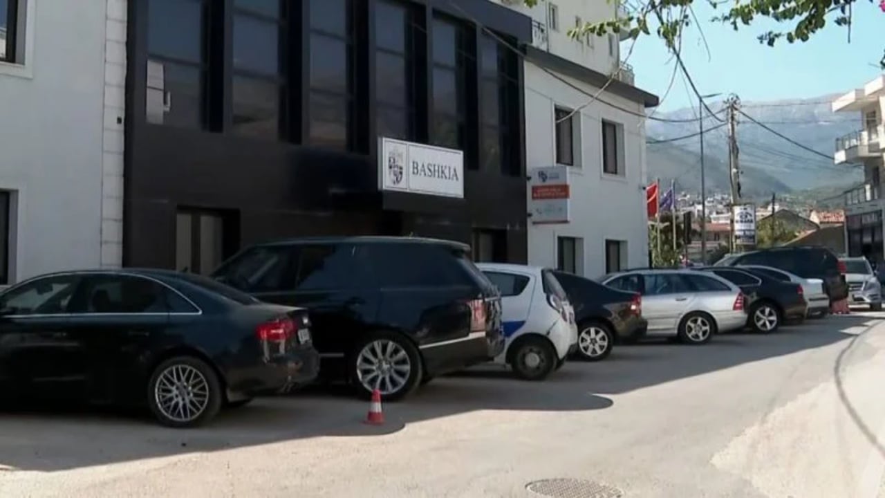 Koalicioni “Bashkë Fitojmë” depoziton në Kolegjin Zgjedhor ankimin për zgjedhjet e 4 gushtit në Himarë, kërkon shpalljen të pavlefshme