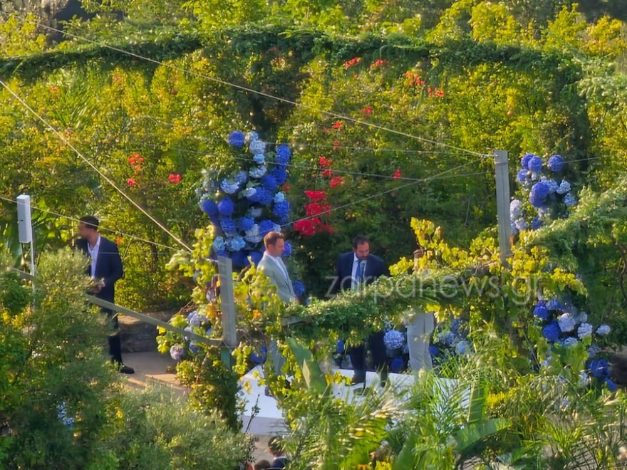 Fotot/ Martohet kreu i SYRIZA-s me partnerin e tij, dalin fotot nga ambienti privat! Të ftuar njerëz të rëndësishëm të Greqisë
