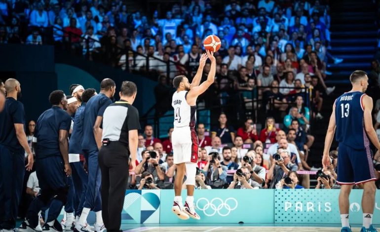 Përmbysje spektakolare, SHBA “fluturon” në finale, thyen Serbinë 95-91, Stephan Curry fantastik (VIDEO)