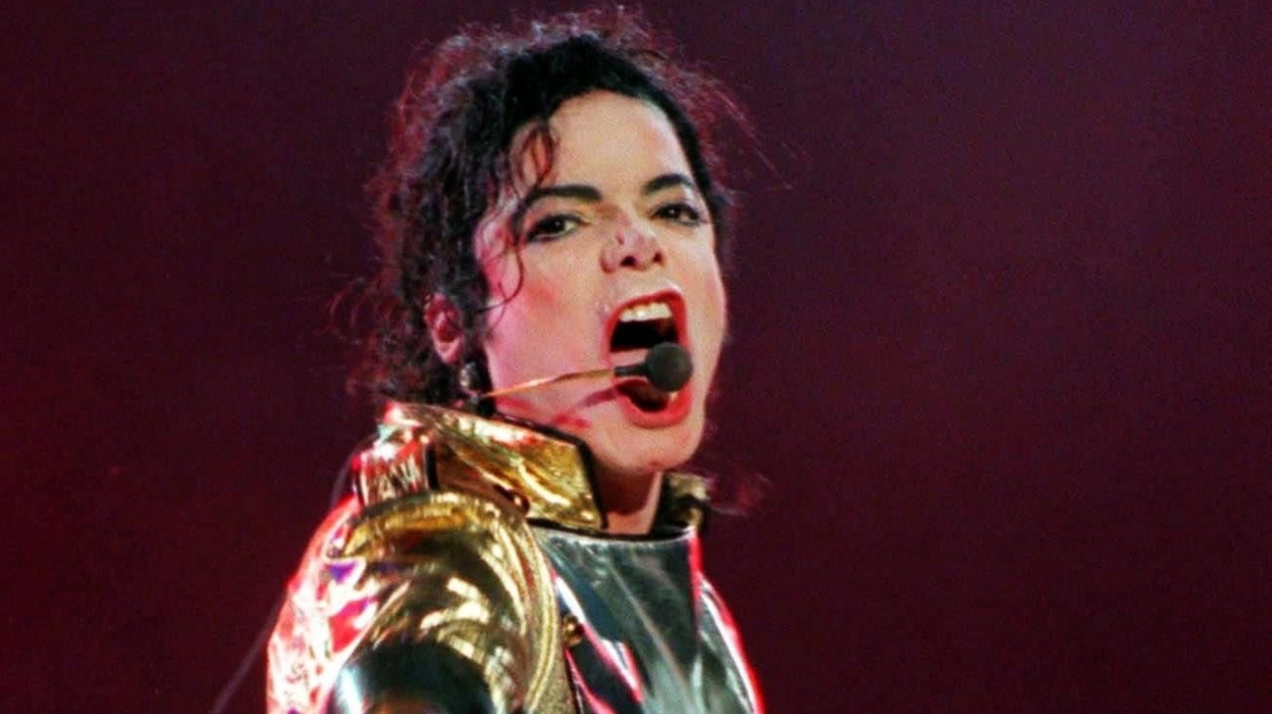 Familjarët në ‘luftë’ për testamentin e Michael Jackson