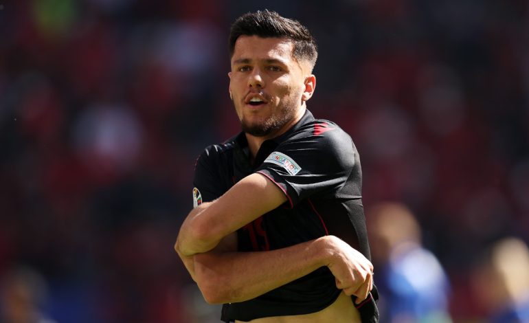 Mirlind Daku drejt një aventure të re, klubi i Serie A bën gati ofertën për të transferuar sulmuesin e Kombëtares