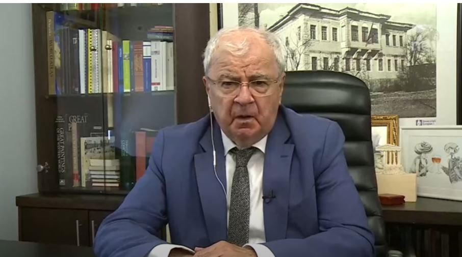 “Prokuroria e Korçës e korruptuar, zbuti akuzën ndaj Denis Meçes”, avokat Ngjela flet për vrasjen në Pogradec: Ky vendim lë vend për dyshime
