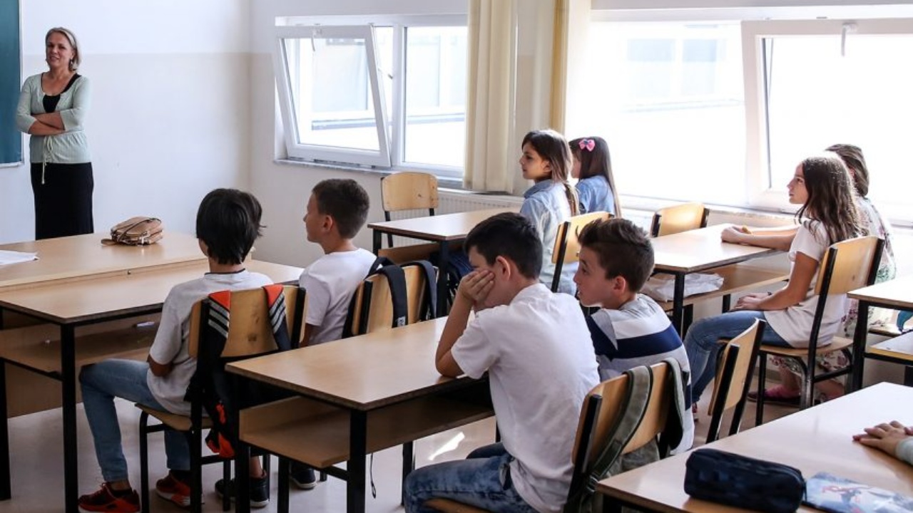 Ekskluzive/ Strukturë e re arsimore! Nga 1 tetori hyn në fuqi sistemi i ri, zyrat vendore do të kenë më pak fuqi