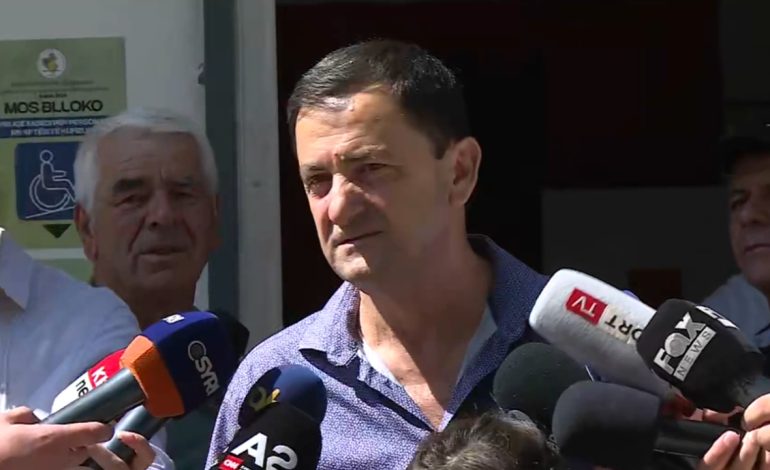 “Uroj që qetësia të vijojë deri në momentin e fundit”, voton Vangjel Tavo, kandidati socialist: Himariotët të votojnë projektin më të mirë