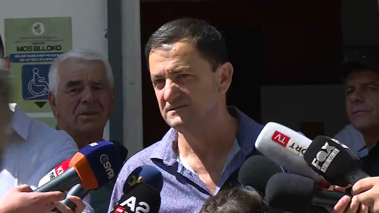 “Uroj që qetësia të vijojë deri në momentin e fundit”, voton Vangjel Tavo, kandidati socialist: Himariotët të votojnë projektin më të mirë