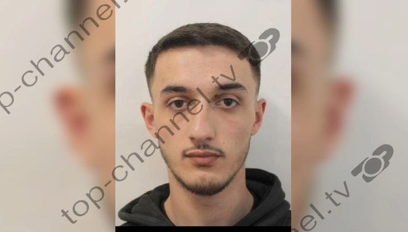 Pjesë e grupit kriminal që trafikonte armë/ Detaje nga arrestimi në Kolumbi i 25-vjeçarit nga Tropoja, momenti kur Admir Tutaj vihet në pranga