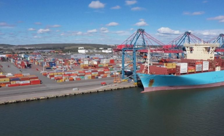 Hetimet për mbetjet toksike/ Prokuroria e Durrësit kalon në sitë KURUM-in, por ku janë dy anijet?