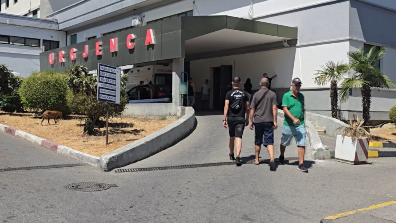 Fluks i lartë në urgjencën e Durrësit! Shkon në 400 numri i vizitave brenda 24 orëve, mjeku: Ka arritur piku