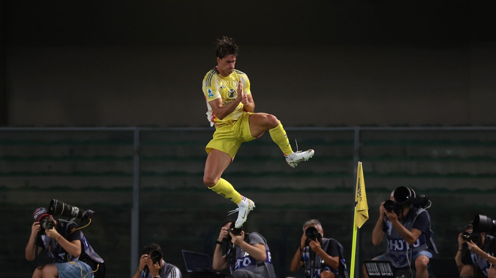 FOTO/ Juve “fluturon” me Vlahovic, “Zonja” e vetme në krye, Motta me shifra perfekte (VIDEO)