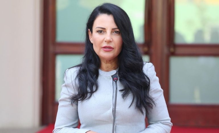 Skemë e re subvencionesh në sektorin e ujësjellës-kanalizimeve, Balluku: Përfitojnë 64 mijë persona