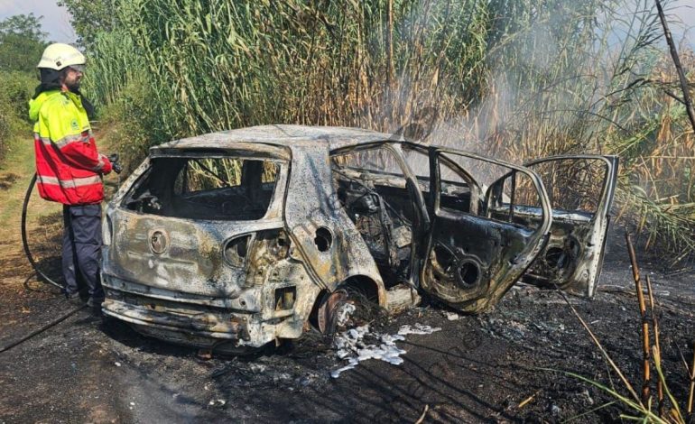 Atentati me dy të plagosur në “Don Bosko”, dalin pamjet e automjetit të djegur në Kamëz