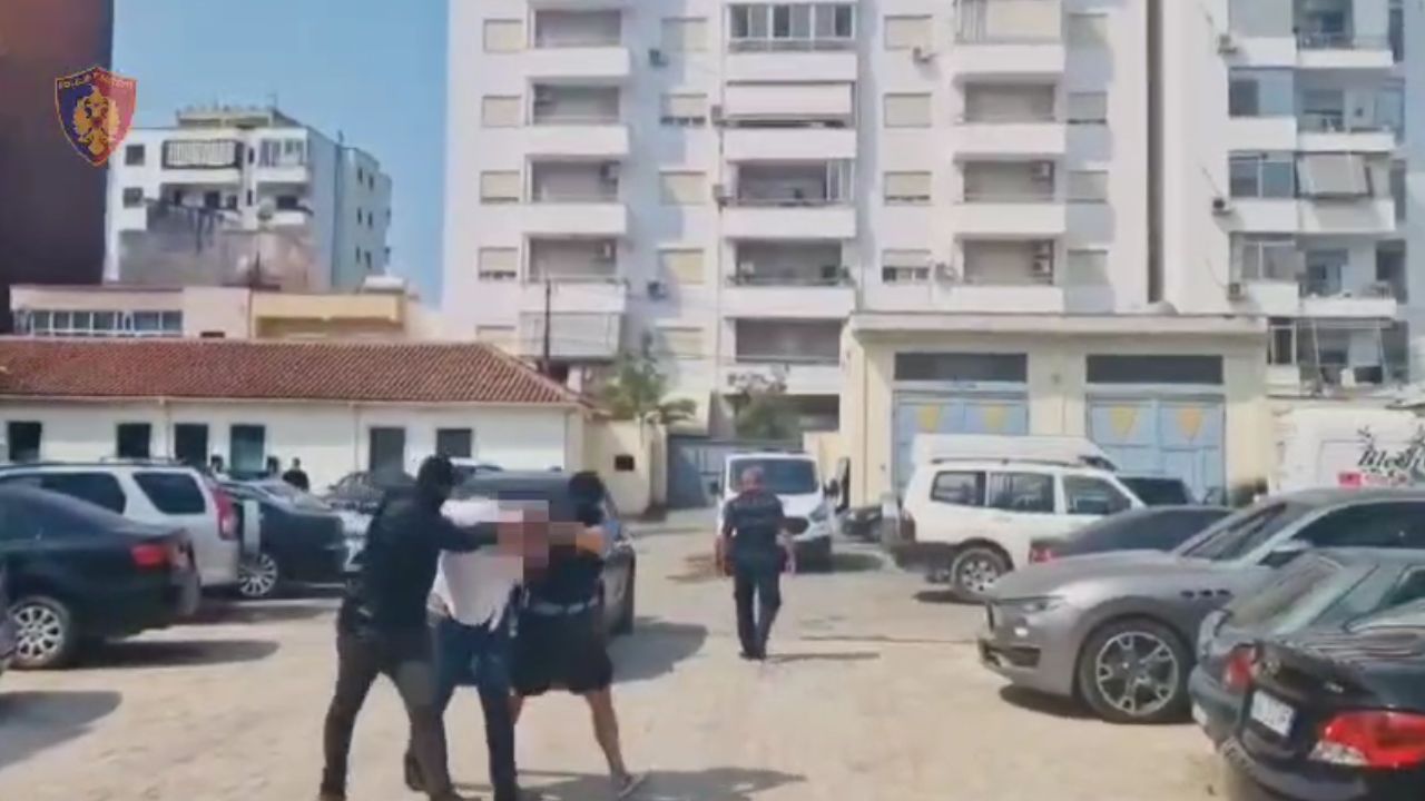 Akuzohet për pjesëmarrje në organizatë kriminale në Itali, arrestoi në Kavajë i riu