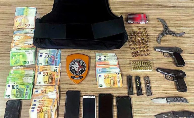 Bandë gjobvënësish në Athinë dhe Mykonos! 4 në pranga, mes tyre drejtuesi shqiptar