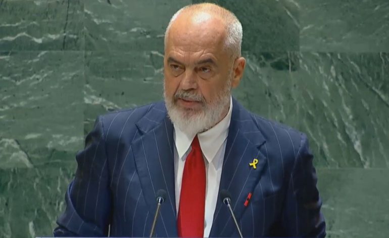 “Shqipëria nuk lëkundet”/ Rama në OKB: Ne pritëm hebrenjtë, refugjatët iranianë dhe së fundmi emigrantët nga Italia, kjo është politika jonë