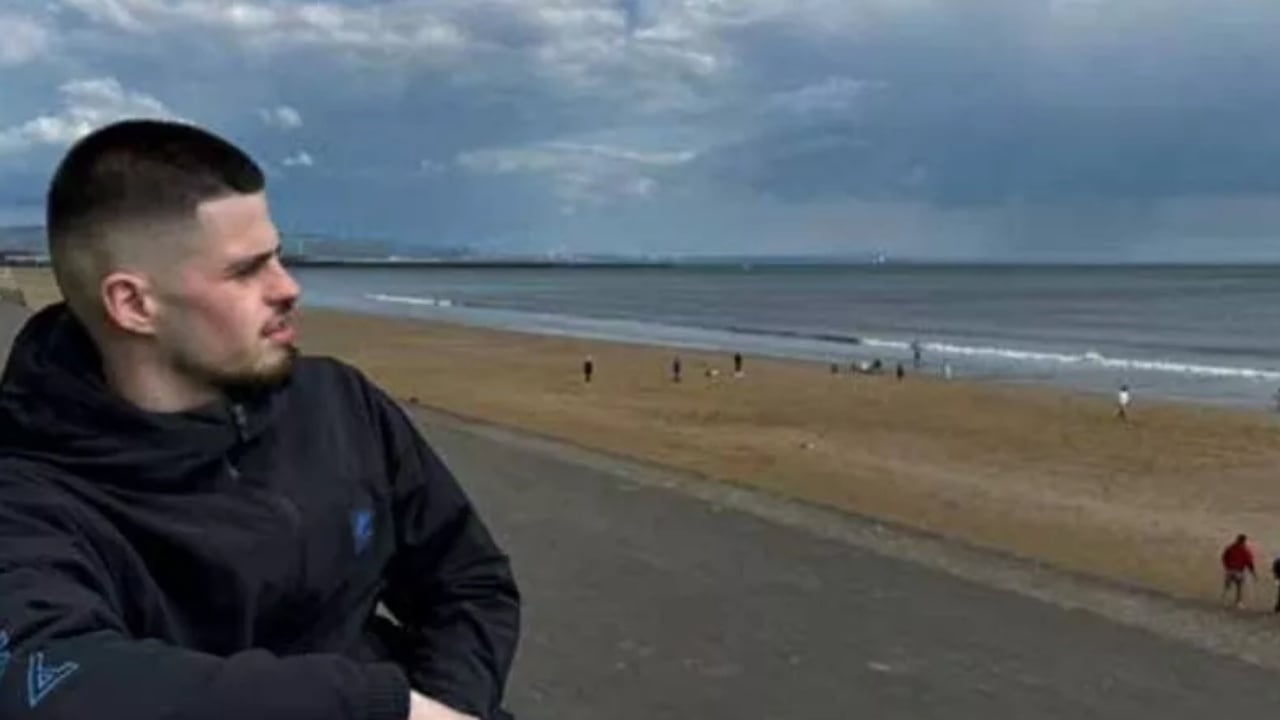 Detajet/ Doli nga “shtëpia e barit” për të shijuar bregdetin, si u kap “mat” nga policia britanike 20-vjeçari shqiptar