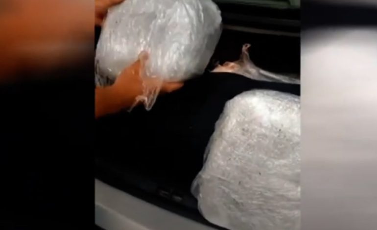 Mbante në makinë 30 kg kanabis, vihet në pranga 82-vjeçari në Kozan! Pakot ishin fshehur…