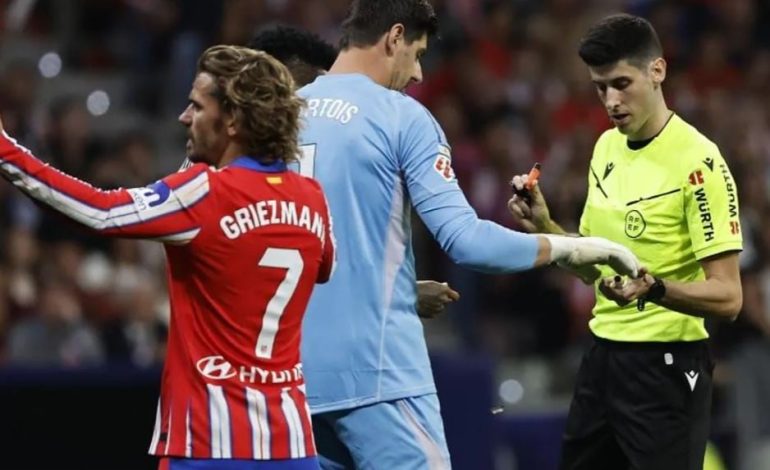 Atletiko dhe Real Madrid ndajnë nga një pikë, tensione në “Metropolitano Stadium”