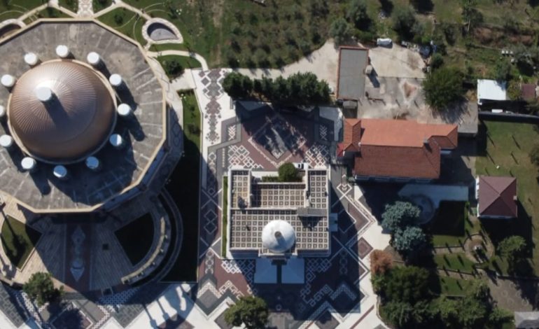 Shteti i bektashinjve, reagimet pas propozimit të kryeministrit për mini-Vatikanin: Interesante për turizmin, do ketë problematika nëse…