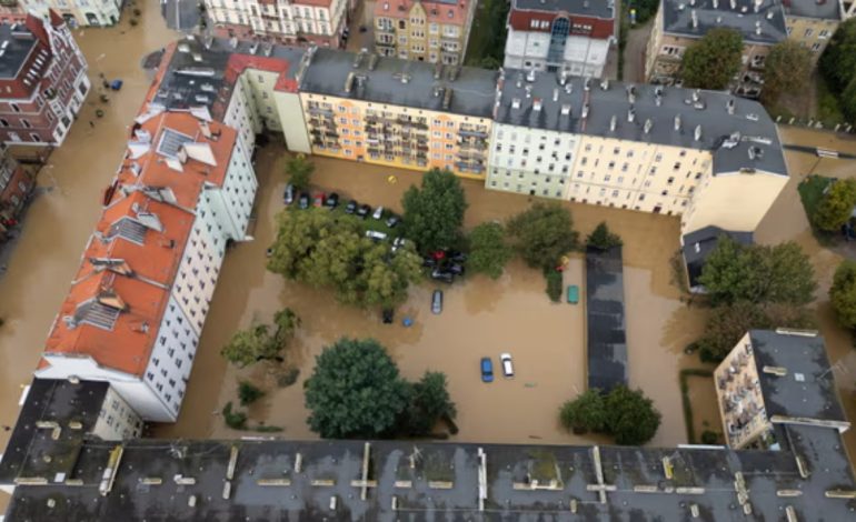 Përmbytjet në Europën Qendrore dhe Lindore, shkon në 16 numri i viktimave/ Autoritet paralajmërojnë: Më e keqja s’ka ardhur ende