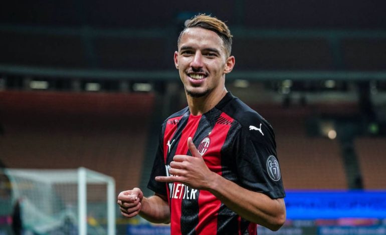 U përfol për një largim të mundshëm, mesfushori qëndron te kuqezinjtë