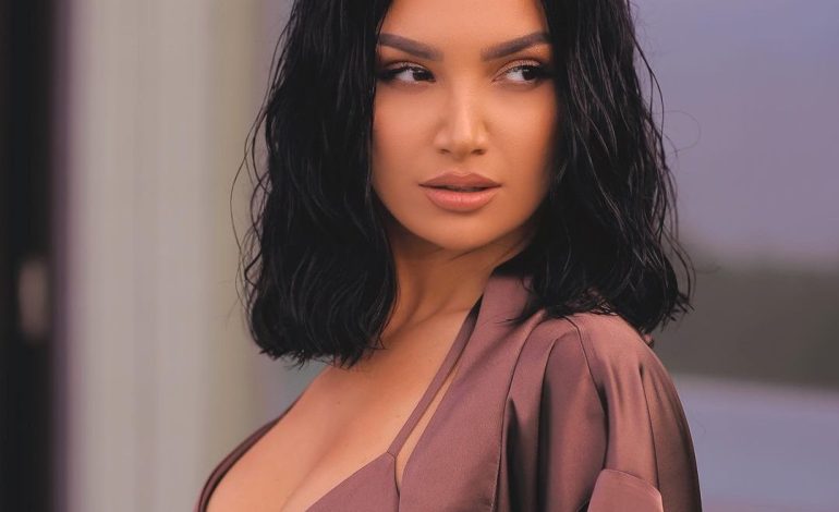 Rrjeti i bindur: Samanta Karavella shtatzënë!