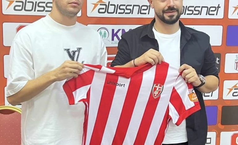 Zyrtare/ Albi Doka rikthehet në Shqipëri, firmos për 3 vite me Skënderbeun