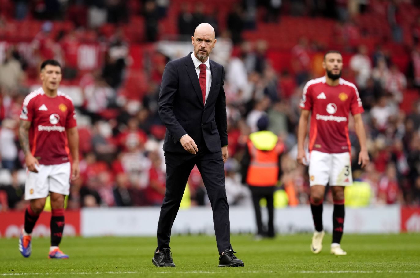 FOTO/ U turpëruan nga Liverpool, mediat “masakrojnë” United, Ten Hag: Nuk jam Harry Potter, duhet kohë (VIDEO)