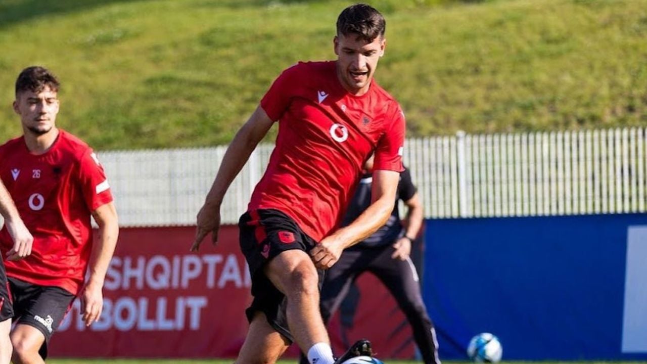 Sylvinho humbet edhe Gjimshitin, kapiteni dëmtohet në stërvitjen e parë në Tiranë!