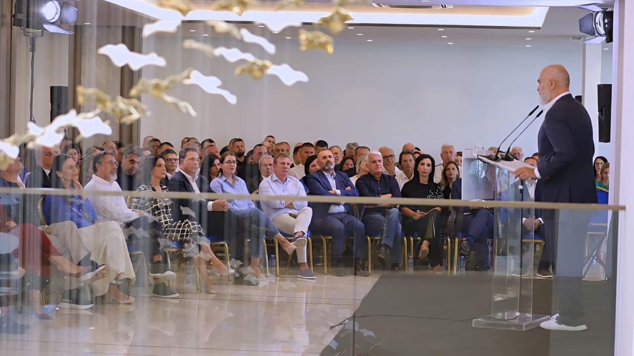 Një ditë pas Asamblesë së PS-së, Rama nuk humb kohë mbledh Kryesinë e re