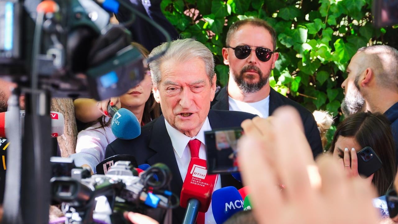 Sali Berisha lë ambientet e Prokurorisë së Posaçme: U mora i pandehur. Ja akuza e SPAK