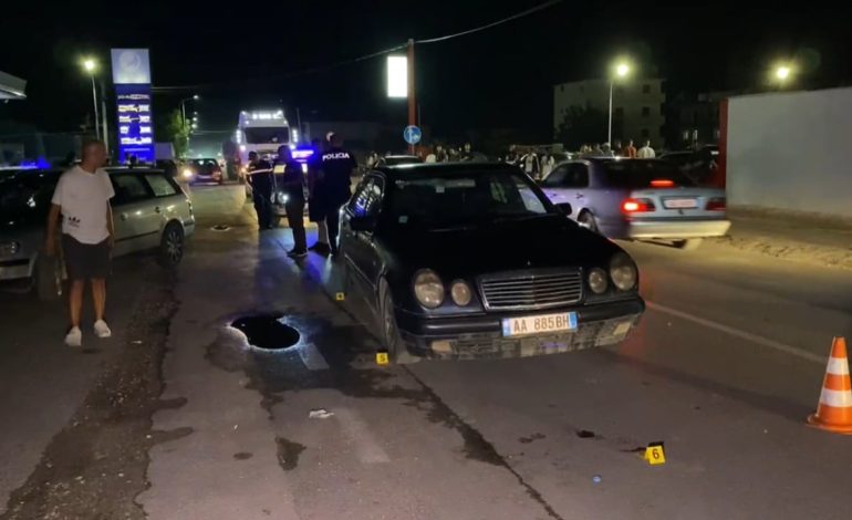 Aksident në aksin Korçë-Pogradec, makina përplas këmbësoren, transportohet në spital